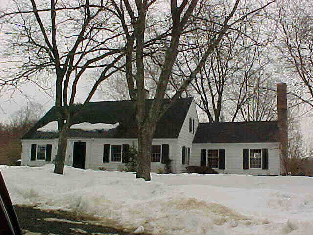 Building photograph for 225+227 UNDERMOUNTAIN ROAD